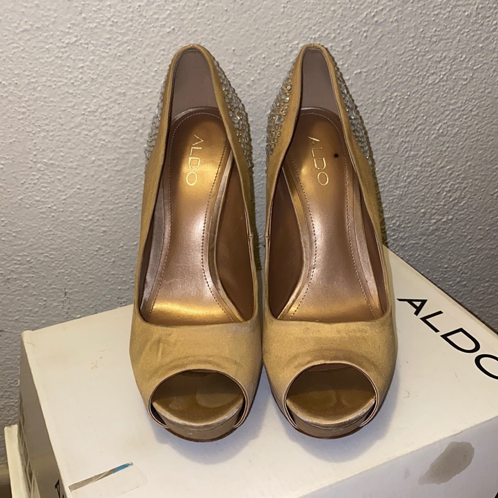 Aldo  high heel, peep toe, platform beige shoes with crystal detailing, size 9.